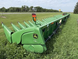 2013 John Deere 618C Image
