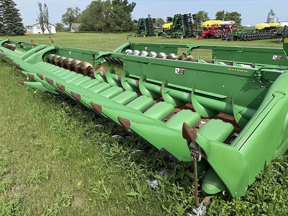 Image of John Deere 618C equipment image 2