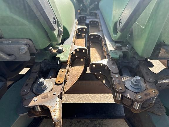 Image of John Deere 616C equipment image 4