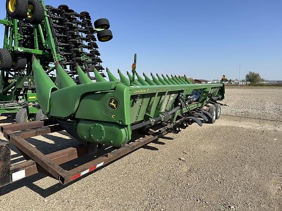 Image of John Deere 616C equipment image 2
