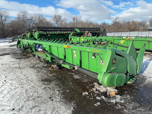 Image of John Deere 618C equipment image 3