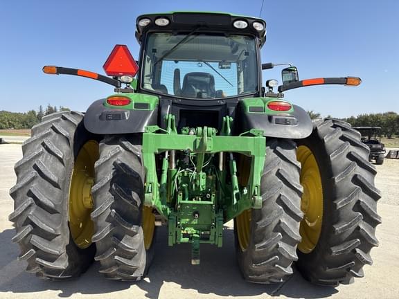 Image of John Deere 6190R equipment image 4