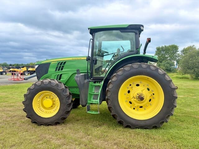 Image of John Deere 6190R equipment image 2