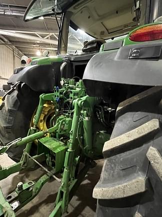 Image of John Deere 6190R equipment image 4