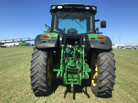 Image of John Deere 6190R equipment image 4