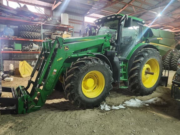 Image of John Deere 6190R equipment image 4