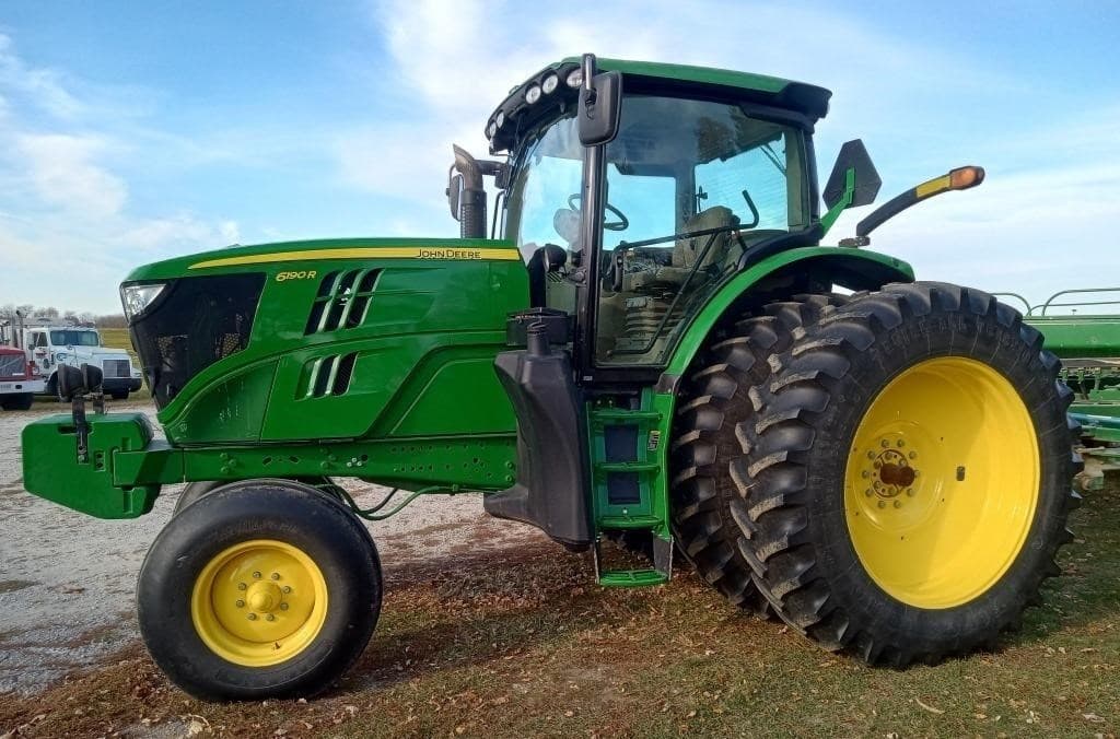 Image of John Deere 6190R Primary image