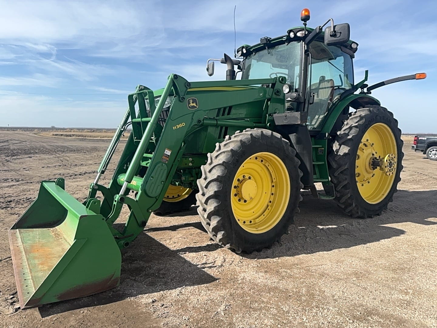 2013 John Deere 6190R Equipment Image0
