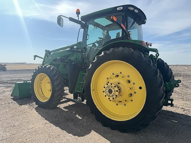 Image of John Deere 6190R equipment image 3