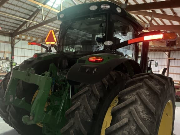 Image of John Deere 6210R equipment image 3