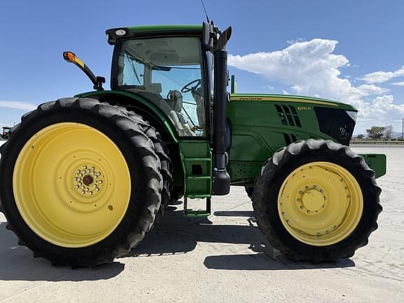 Image of John Deere 6210R equipment image 3