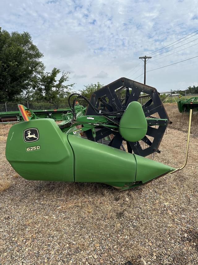 Image of John Deere 625D equipment image 3