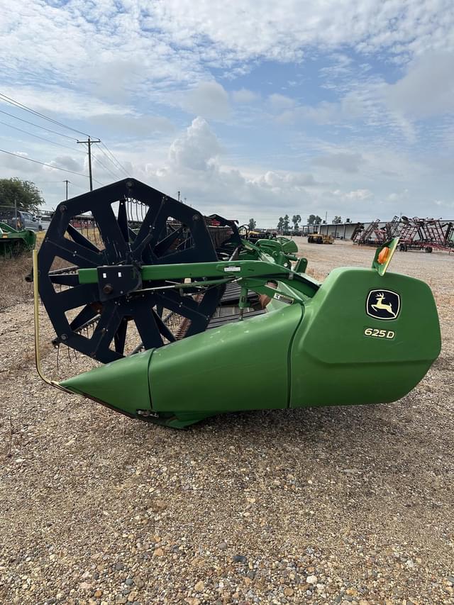 Image of John Deere 625D equipment image 2