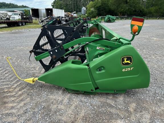 Image of John Deere 625F equipment image 4