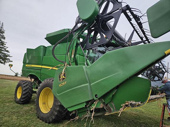 Image of John Deere 625F equipment image 1