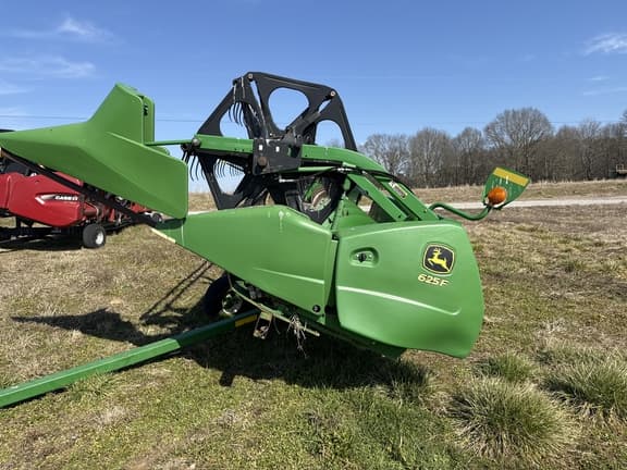 Image of John Deere 625F equipment image 3