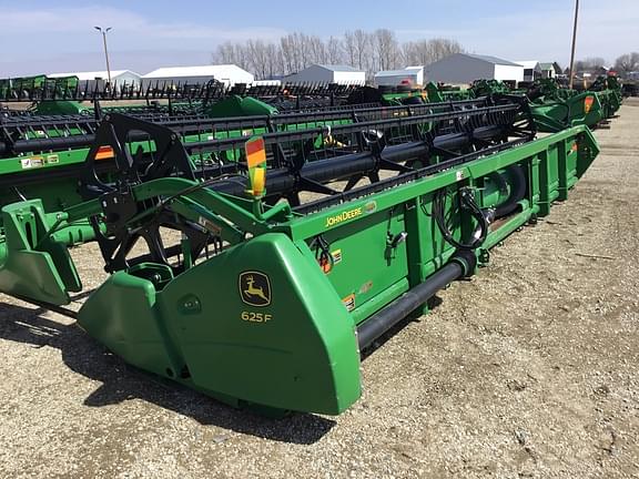 Image of John Deere 625F equipment image 3