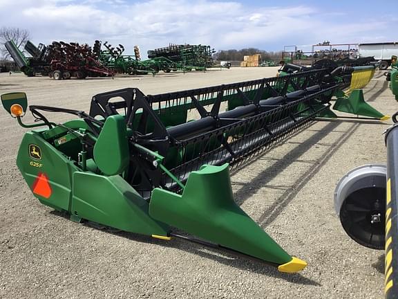 Image of John Deere 625F Primary image