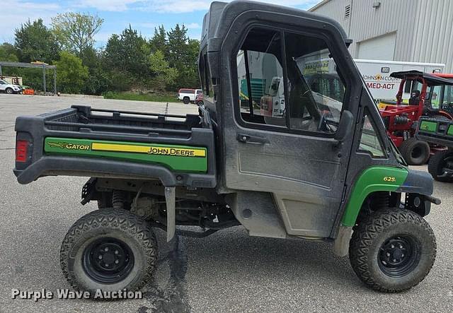 Image of John Deere XUV 625i equipment image 3