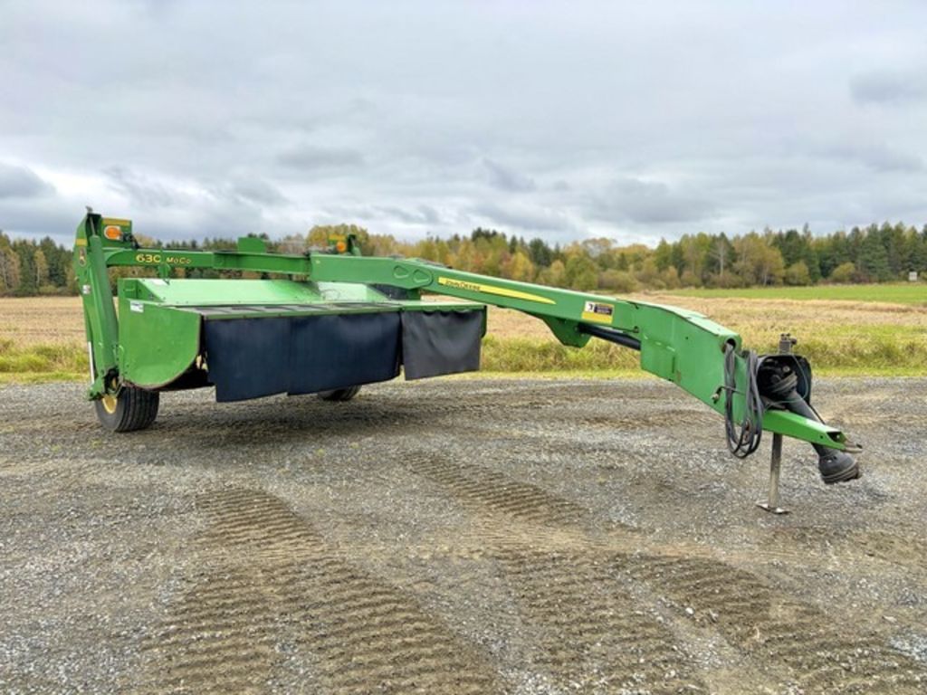2013 John Deere 630 MoCo Equipment Image0