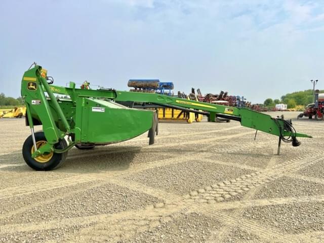 Image of John Deere 630 MoCo equipment image 3