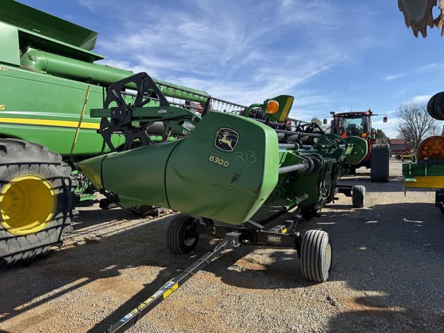 Image of John Deere 630D equipment image 1