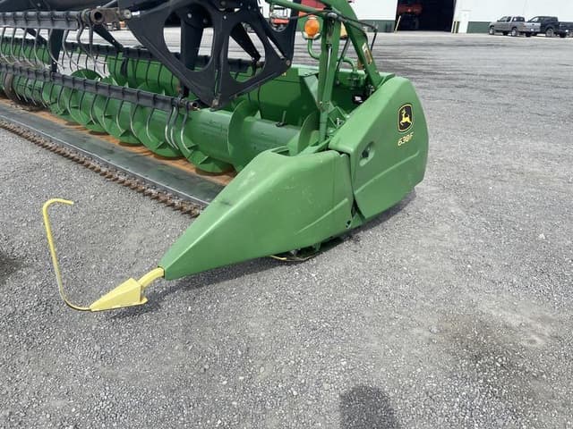 Image of John Deere 630F equipment image 4