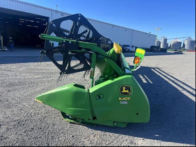 Image of John Deere 630F equipment image 3