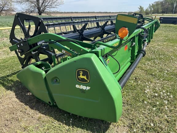 Image of John Deere 630F equipment image 1