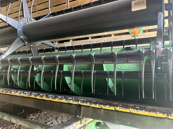 Image of John Deere 630F equipment image 4