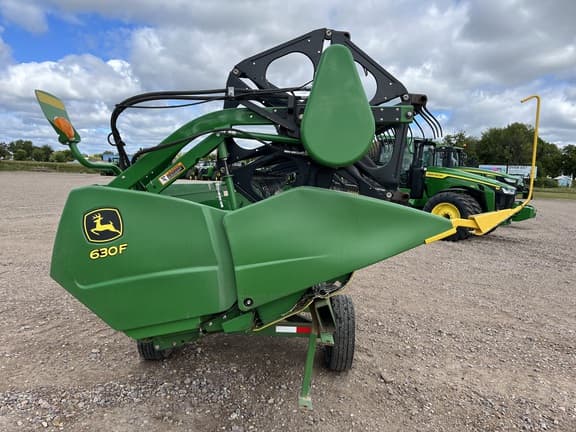 Image of John Deere 630F equipment image 2