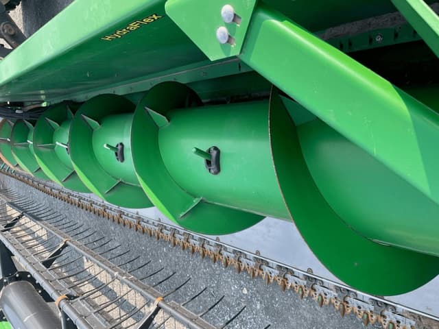 Image of John Deere 630F equipment image 2