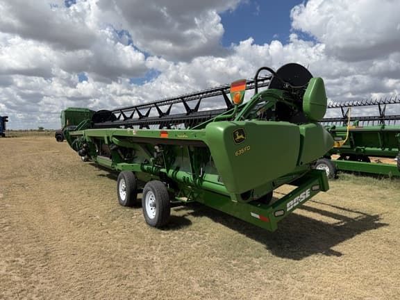 Image of John Deere 635D equipment image 4