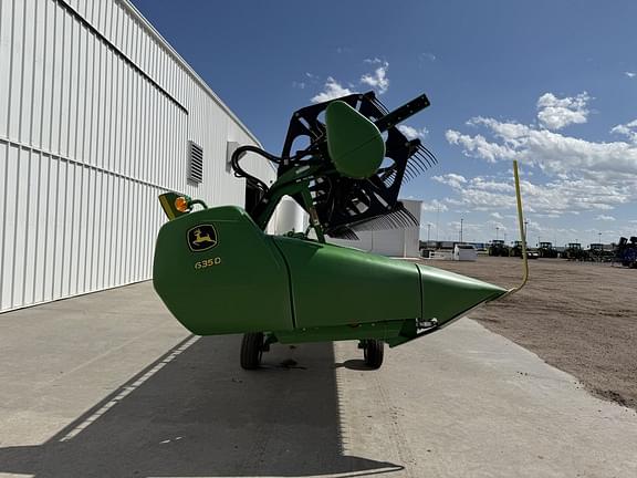 Image of John Deere 635D equipment image 2