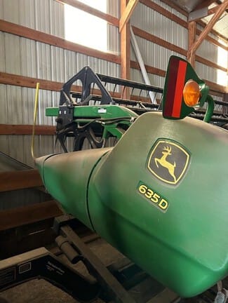 Main image John Deere 635D
