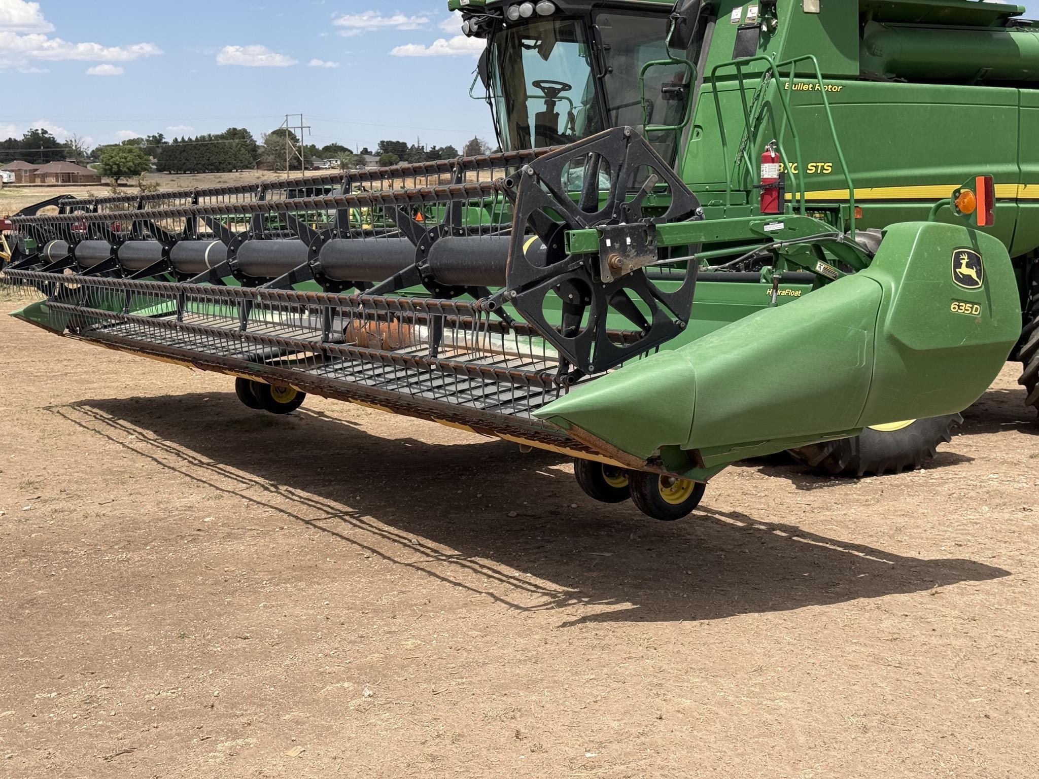 2013 John Deere 635D Equipment Image0
