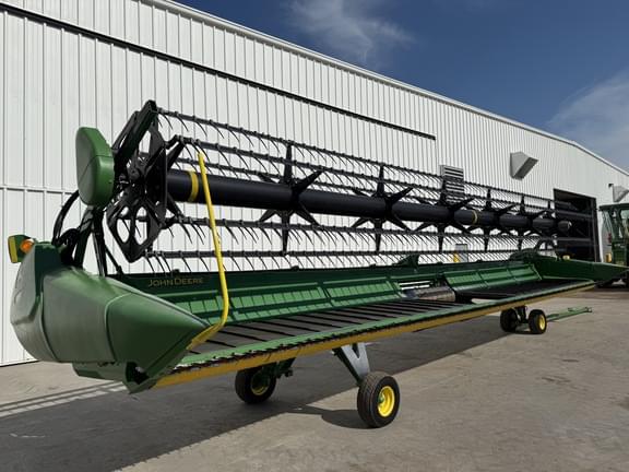 Image of John Deere 635D equipment image 4