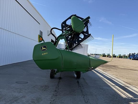 Image of John Deere 635D equipment image 1