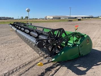 Main image John Deere 635F