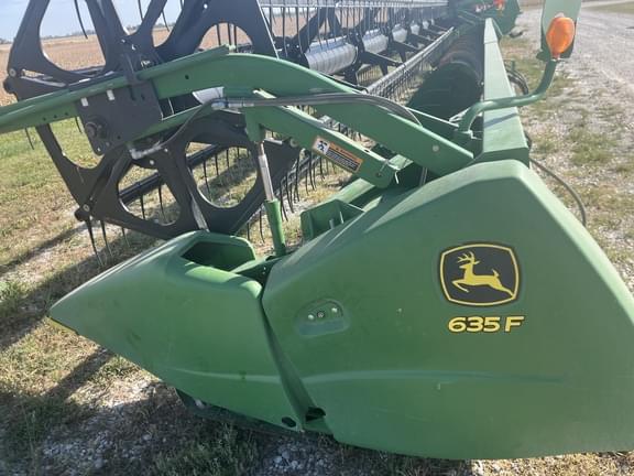 Image of John Deere 635F Primary image