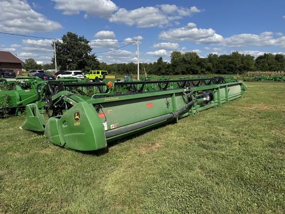 Image of John Deere 635F equipment image 4