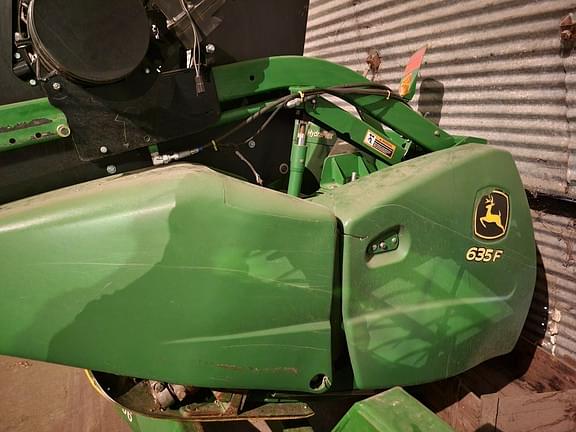 Image of John Deere 635F equipment image 1