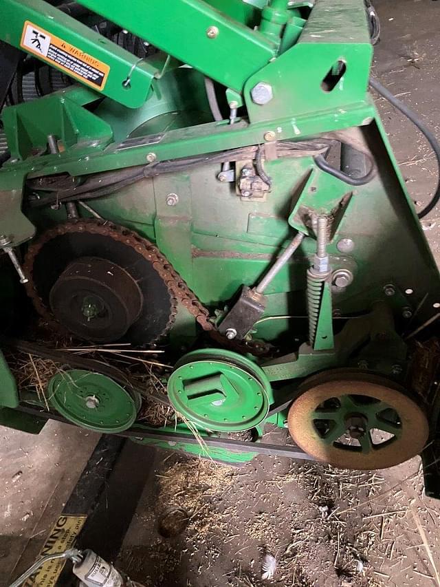 Image of John Deere 635F equipment image 3