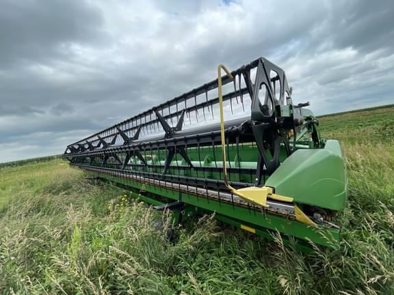 Image of John Deere 635F Primary image