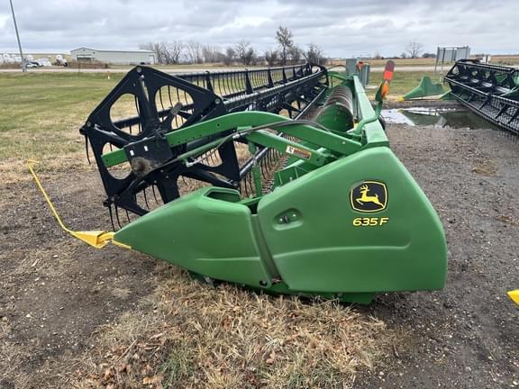 Image of John Deere 635F Primary image