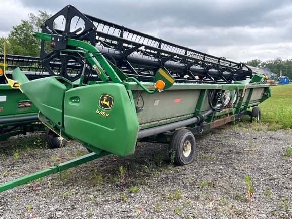 Main image John Deere 635F
