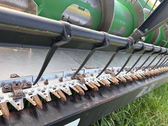 Image of John Deere 635F equipment image 2