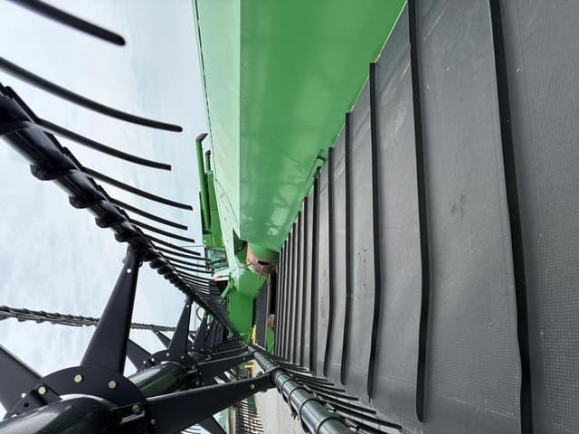 Image of John Deere 635FD equipment image 4