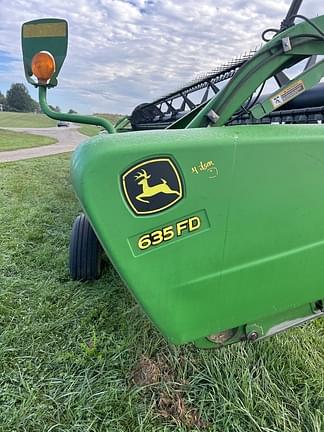 Image of John Deere 635FD Image 1