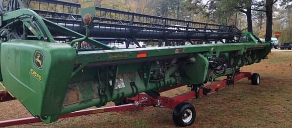 Image of John Deere 635FD equipment image 2